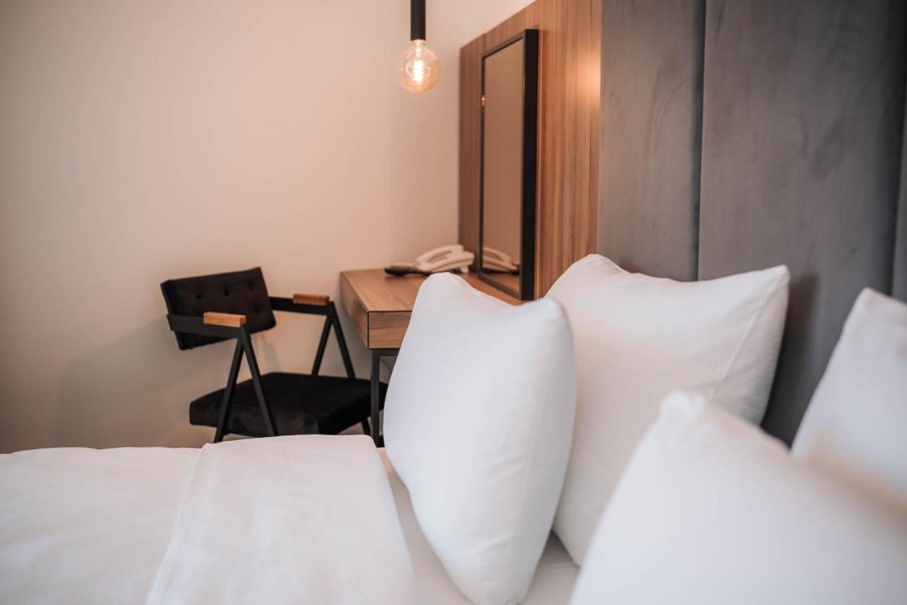 Hotel Carpe Diem Mostar Buitenkant foto